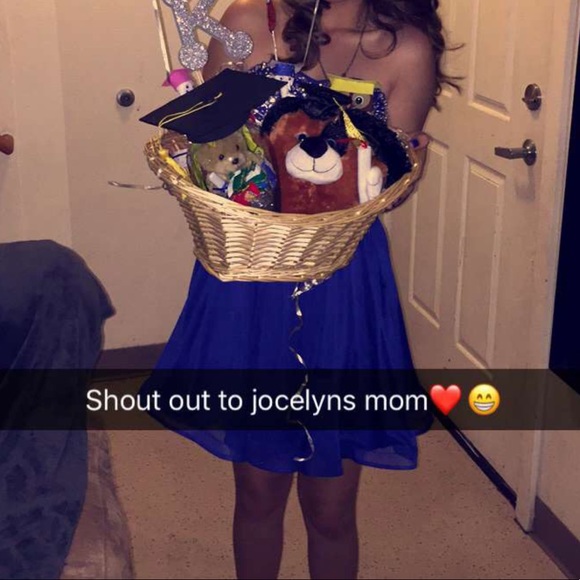 Prom dress - Picture 8 of 8